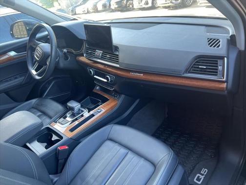2023 Audi Q5 45 S line Premium Plus
