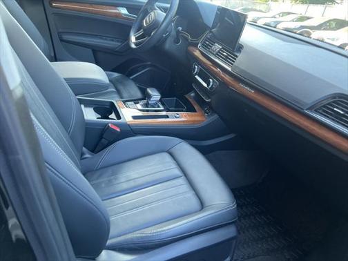 2023 Audi Q5 45 S line Premium Plus