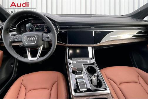 2026 Audi Q7 45 Premium