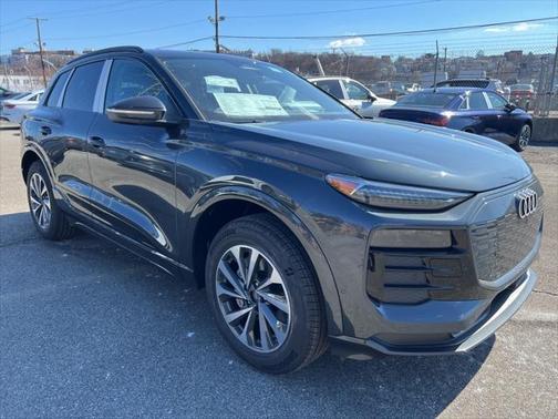 2025 Audi Q6 e-tron Premium