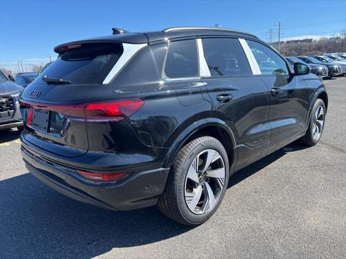 2025 Audi Q6 e-tron Premium