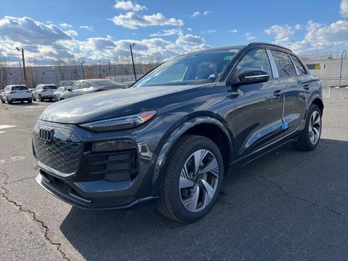 2025 Audi Q6 e-tron Premium