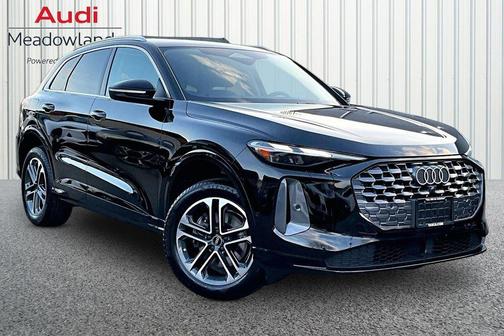 2025 Audi Q5 Premium TFSI quattro S tronic