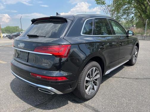 2025 Audi Q5 45 S line Premium