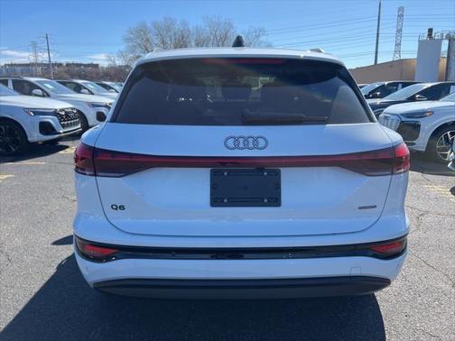 2025 Audi Q6 e-tron Premium