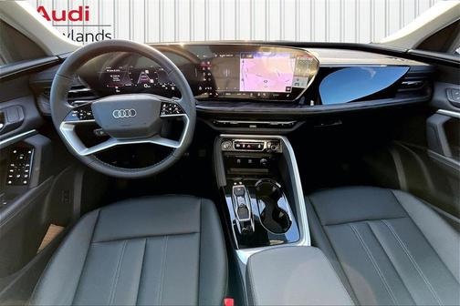 2025 Audi Q5 Premium TFSI quattro S tronic