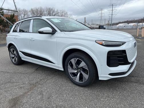 2025 Audi Q6 e-tron Premium