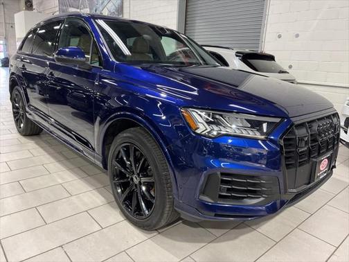 2024 Audi Q7 55 Premium Plus