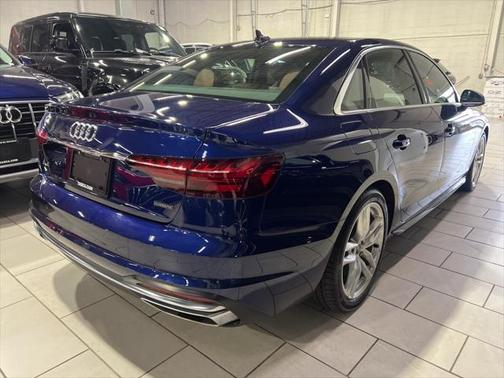 2023 Audi A4 45 S line Premium
