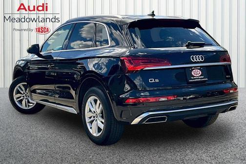 Mythos Black Metallic 2023 Audi Q5 45 S line Premium