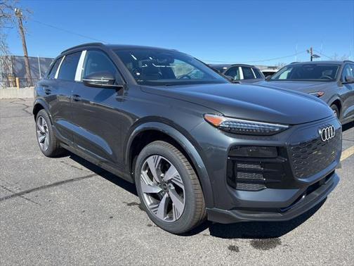 2025 Audi Q6 e-tron Premium