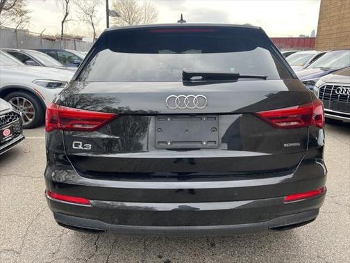 2023 Audi Q3 Premium 40 TFSI quattro Tiptronic