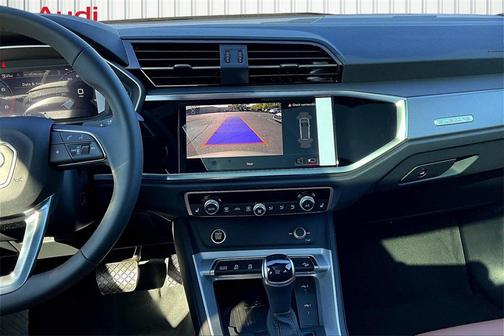2025 Audi Q3 Premium