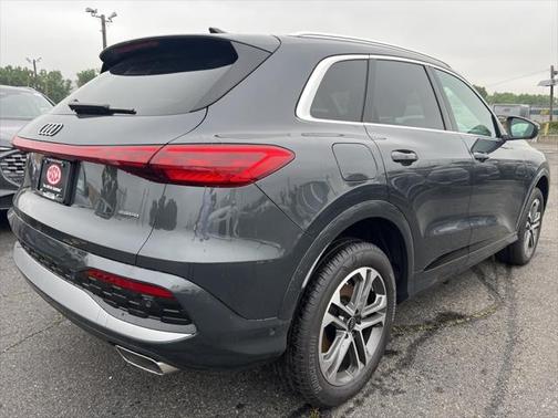 2025 Audi Q5 2.0T Premium