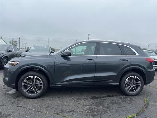 2025 Audi Q5 2.0T Premium