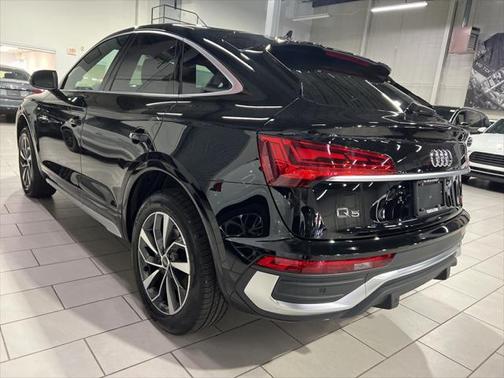 2024 Audi Q5 45 S line Premium