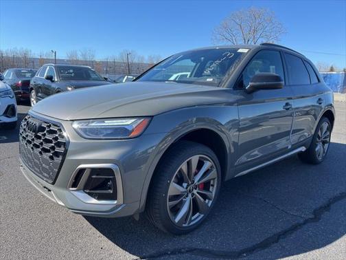 2025 Audi SQ5 3.0T Premium Plus