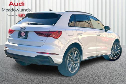 2025 Audi Q3 Premium 45 TFSI S line quattro Tiptronic