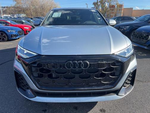 2025 Audi Q8 55 Premium Plus