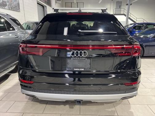 2024 Audi Q8 55 Premium