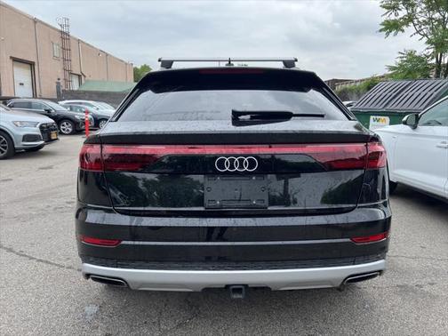 2024 Audi Q8 55 Premium