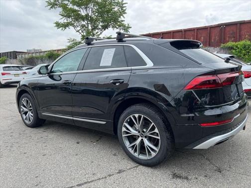 2024 Audi Q8 55 Premium