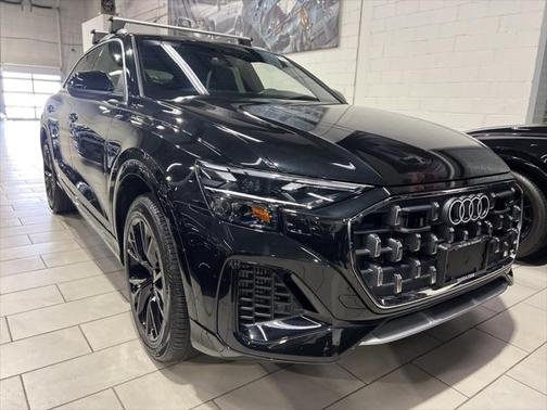 2024 Audi Q8 55 Premium