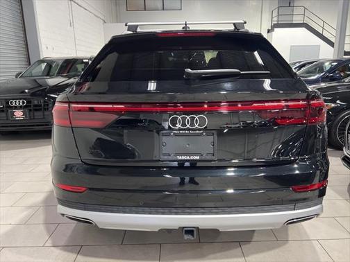 2024 Audi Q8 55 Premium
