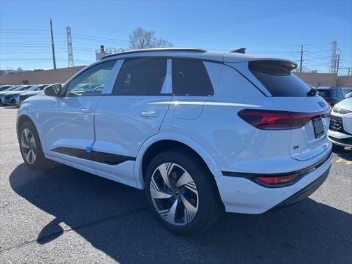 2025 Audi Q6 e-tron Premium
