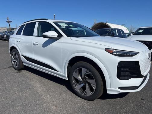 2025 Audi Q6 e-tron Premium Plus