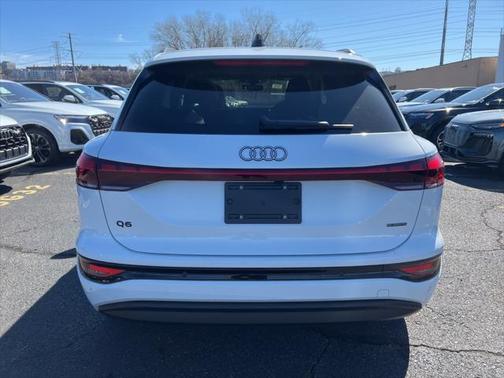 2025 Audi Q6 e-tron Premium