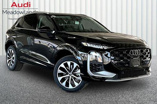 Mythos Black Metallic 2026 Audi Q3 S line