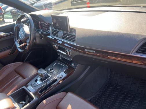 2018 Audi Q5 2.0T Tech Premium