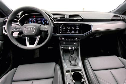 2025 Audi Q3 Premium