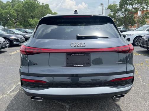 2025 Audi Q5 2.0T Premium Plus