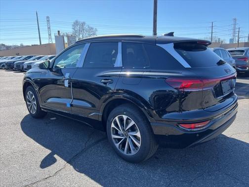 2025 Audi Q6 e-tron Premium