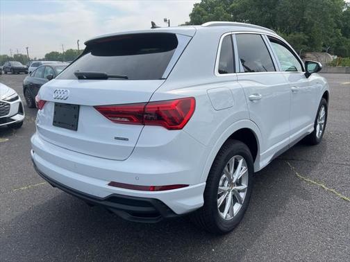 2025 Audi Q3 Premium