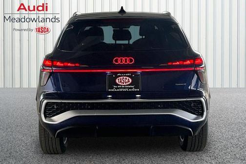 Navarra Blue Metallic 2026 Audi Q3 S line