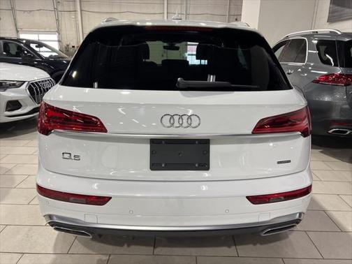 2024 Audi Q5 45 S line Premium