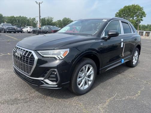 2025 Audi Q3 Premium