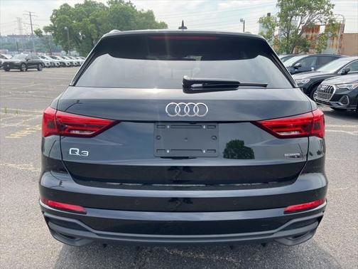 2025 Audi Q3 Premium