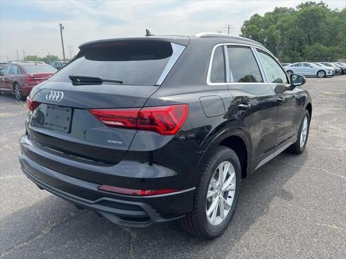2025 Audi Q3 Premium