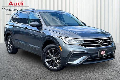 Platinum Gray Metallic 2023 Volkswagen Tiguan 2.0T SE 4MOTION