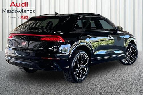 Mythos Black Metallic 2023 Audi Q8 55 Premium Plus