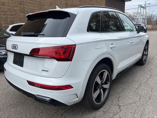 2024 Audi Q5 45 S line Premium Plus
