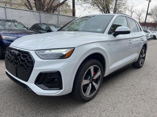 2024 Audi Q5 45 S line Premium Plus