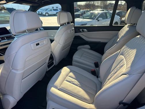 2019 BMW X7 xDrive40i