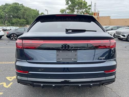 2025 Audi Q8 55 Premium Plus