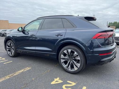 2025 Audi Q8 55 Premium Plus