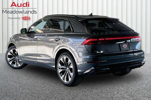Daytona Gray Pearl Effect 2026 Audi Q8 55 Premium Plus